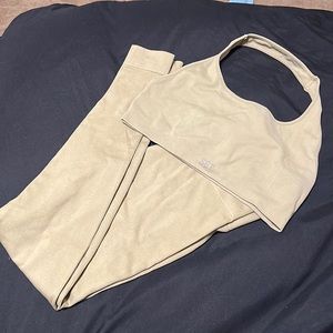 SET ACTIVE x MADELYN CLINE set